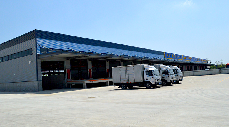 Զ������