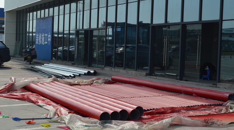 Զ������